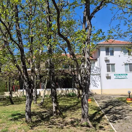 бриз Бургас